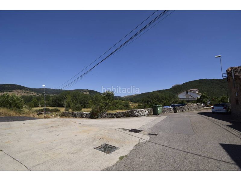 Foto b0769407-d7f8-4c0d-bb3b-2f4ee7c33328. Casa amb calefacció aparcament a Boñar