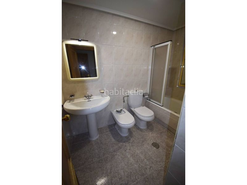 Foto aeef1bc6-a51a-49ff-b672-1746a7242e12. Pis amb calefacció aparcament a San Claudio - La Chantría León