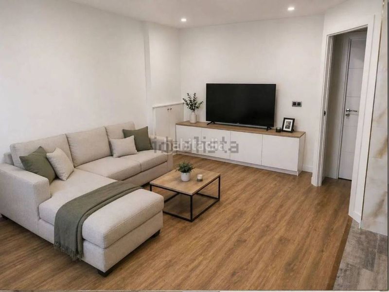 Foto 0b0053eb-1a01-4bed-a8dc-0e2a7a56cb4e. Edifici a El Ejido - Santa Ana León