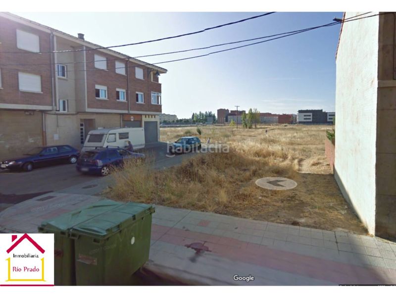 Foto b3170818-2da4-4e14-9ecb-8af7edb7d38e. Terreny residencial a cañada 15 a La Vega - La Sal León
