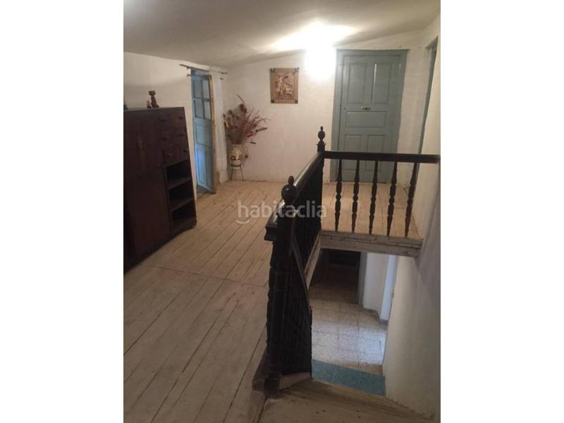 Foto 89a451b0-8b7d-4197-a201-d92416907a51. Casa amb aparcament a Valdefresno