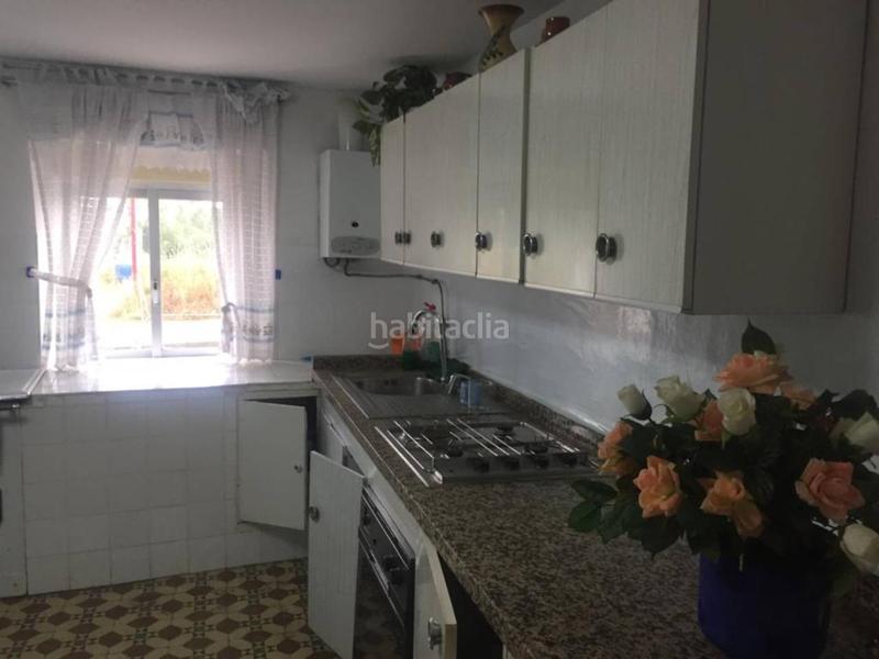 Foto a9c8f176-97da-44e3-9399-8f51b5ea5217. Casa amb aparcament a Valdefresno