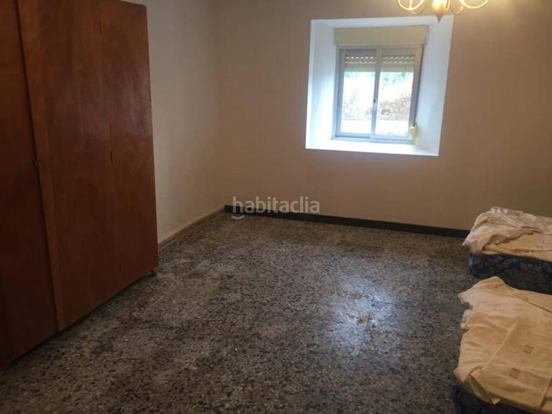 Foto b350797e-aa55-45af-b796-43c65eb7f660. Casa amb aparcament a Valdefresno