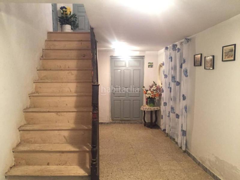 Foto c32ac72f-7e51-478c-90c4-80461ceedf9e. Casa amb aparcament a Valdefresno