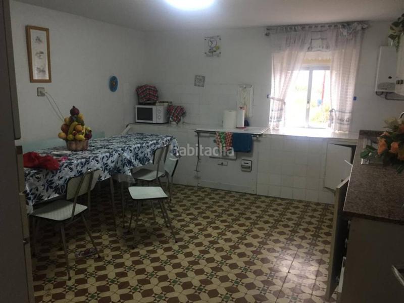 Foto cea544c9-6995-4b59-a430-2bf31def7393. Casa amb aparcament a Valdefresno