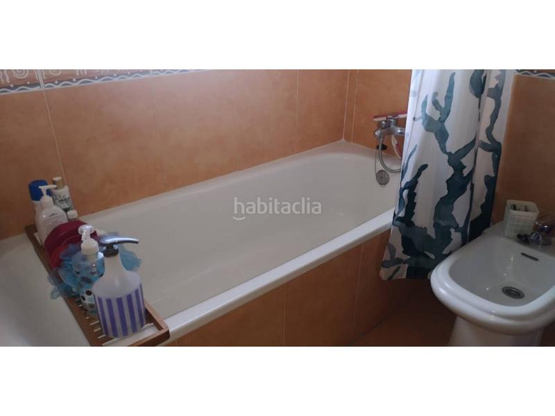 Foto 5786ba5d-4362-4fd8-af7b-e34cb2b73f3a. Casa adossada amb calefacció aparcament piscina a Sariegos