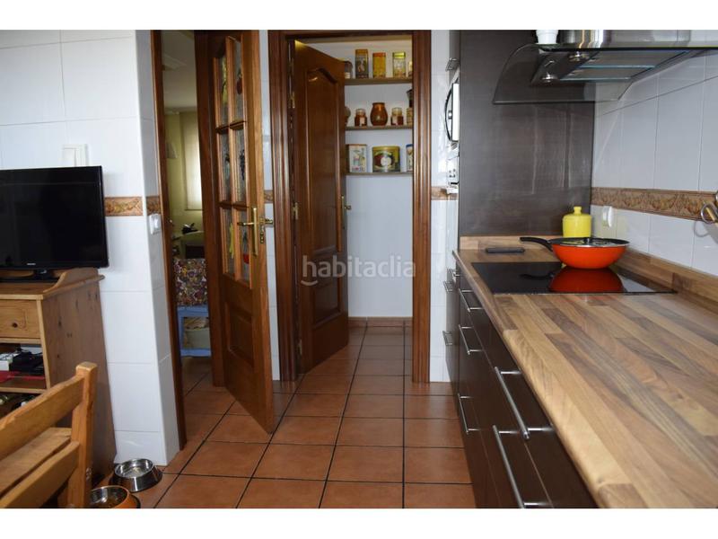 Foto ec140588-e7e6-4b7e-971d-0de1199bec5d. Casa adossada amb calefacció aparcament piscina a Sariegos