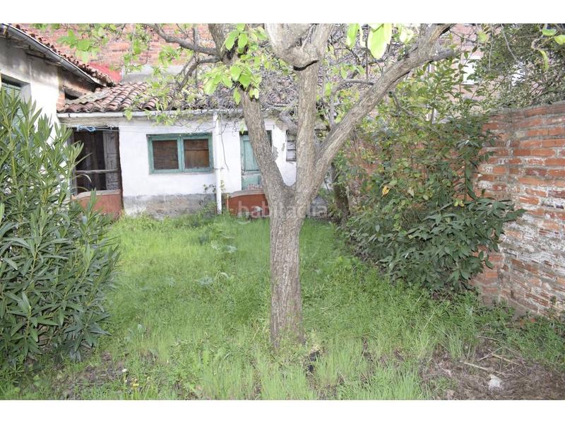 Foto 4c9f646a-103b-4272-8139-72134ac11d27. Edificio  en venta en crucero-pinilla-la vega en Trobajo del camino