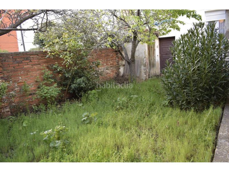 Foto 54a35f24-4018-4c76-bc9a-265cf640daea. Edificio  en venta en crucero-pinilla-la vega en Trobajo del camino