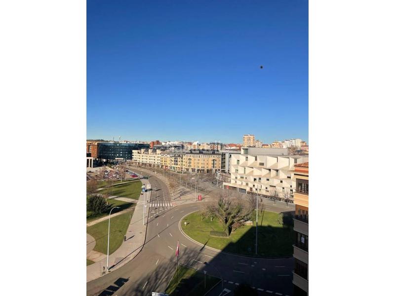 Foto be5a9f0b-47af-4244-8de9-600555f723ea. Affitto appartamento con parcheggio in Centro Ciudad León