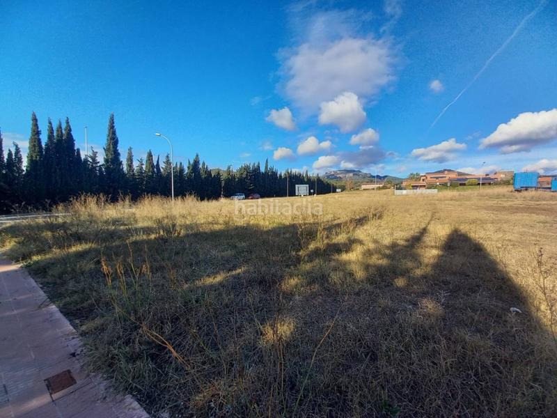 Foto eb7f9c13-d715-4f39-a511-e29f5601cc89. Finca rústica parcela esquinera en verge de montserrat en Matadepera