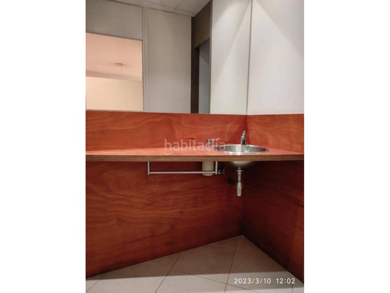 Foto b8435731-d4e6-4952-8c3d-7e37b595fd93. Local comercial a San Pere Terrassa