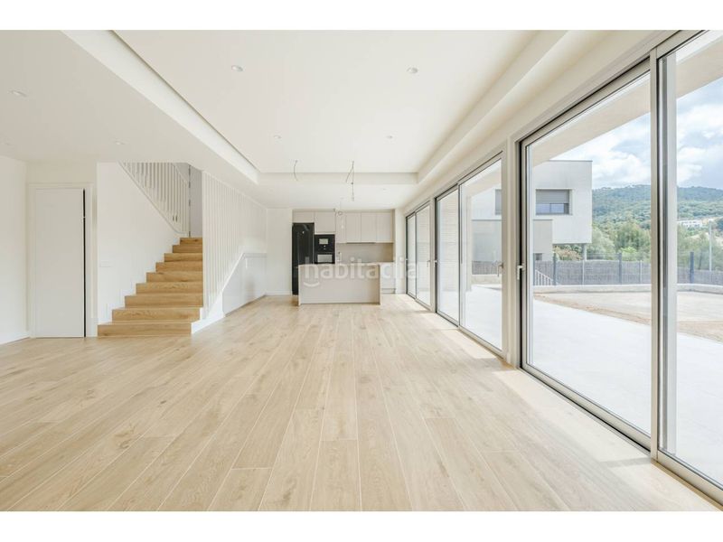 Foto de19a53d-912f-4b51-8a01-a478d8e08d90. Casa amb calefacció aparcament piscina a Matadepera