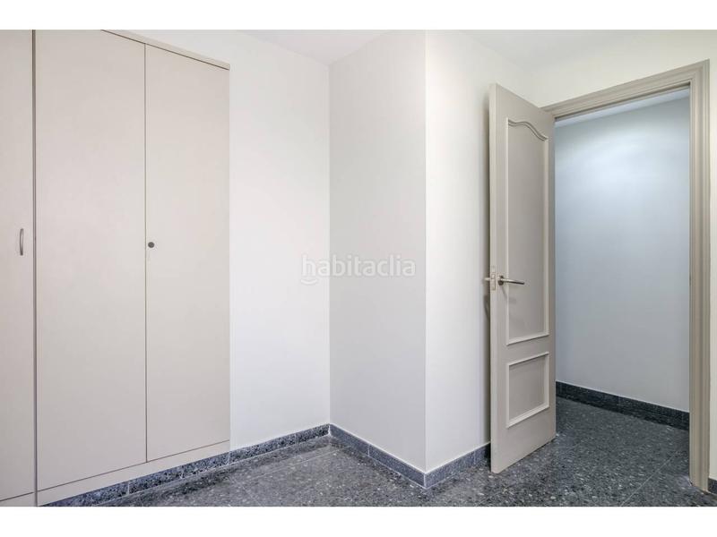 Foto 8a606f6d-36a8-4595-ae65-830761ac69f4. Pis amb calefacció a Vallparadís - Antic Poble de Sant Pere Terrassa