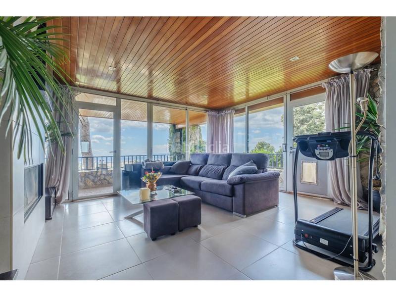 Foto 44dc0c17-cc4e-49fe-9fbe-645c08d141a9. House with heating parking in Matadepera