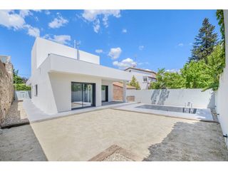 Haus in Calle d�antoni gaud� 4. Torre dobra nova al centre de matadepera