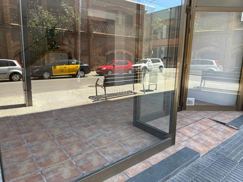 Foto bef440f8-c62f-435e-80f6-e4e5cdf5796e. Local comercial local en venta en escoles en Plaça Catalunya - Escola Industrial Terrassa