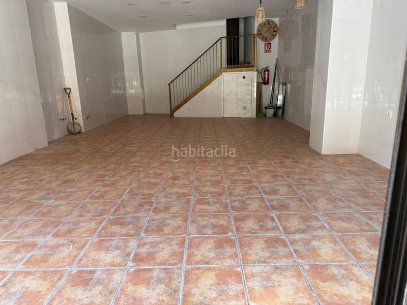 Foto f8d5a6bc-0bb7-4335-903a-32d4c1198ba6. Local comercial local en venta en escoles en Plaça Catalunya - Escola Industrial Terrassa