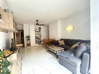 Pis  Regàs. Piso en venta a 5 minutos de la rambla