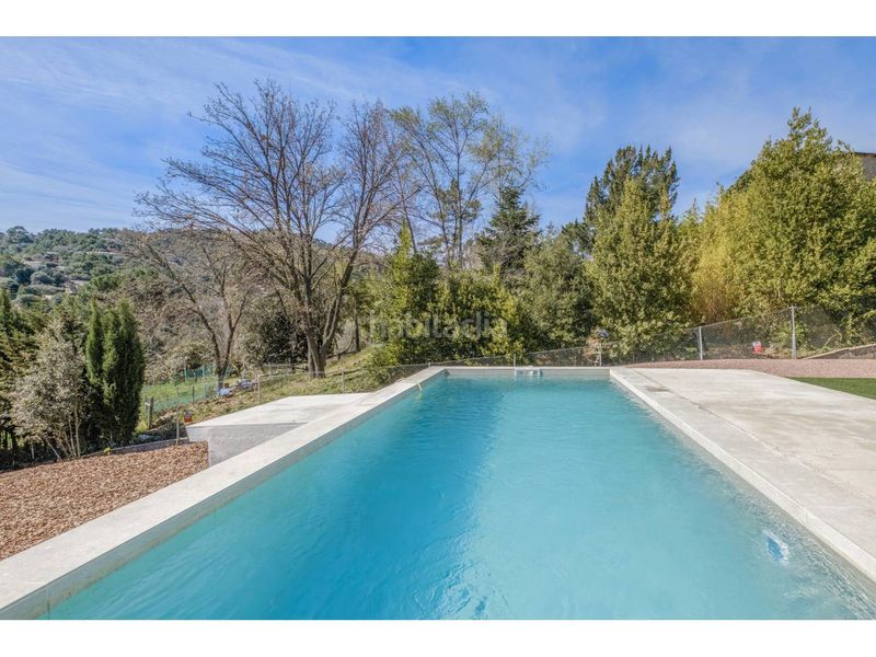 Foto 49a22e4f-ccbd-4cc6-ab5f-398279fc4771. Casa amb calefacció aparcament piscina a Matadepera