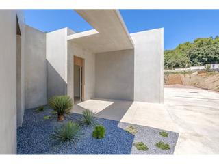 Casa  Rourets. Casa en planta de obra nueva
