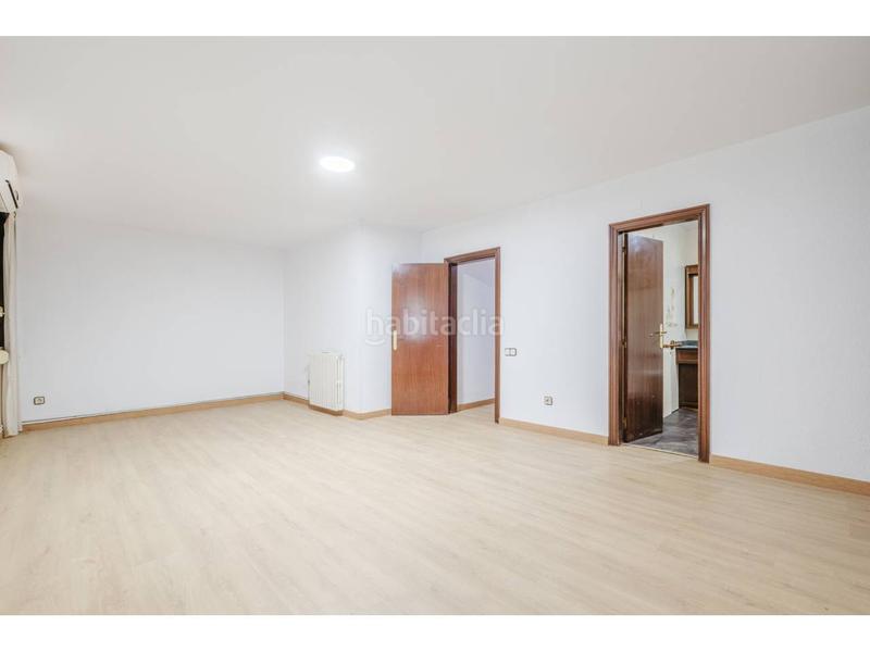 Foto 356ca045-5c57-4aa0-9cbe-991de6baa0d7. Casa amb calefacció aparcament a Matadepera