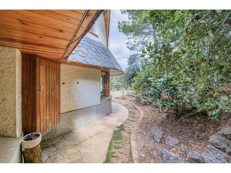 Foto 13f426c9-0982-486d-a199-61cf349b9a2e. House with heating parking in Matadepera