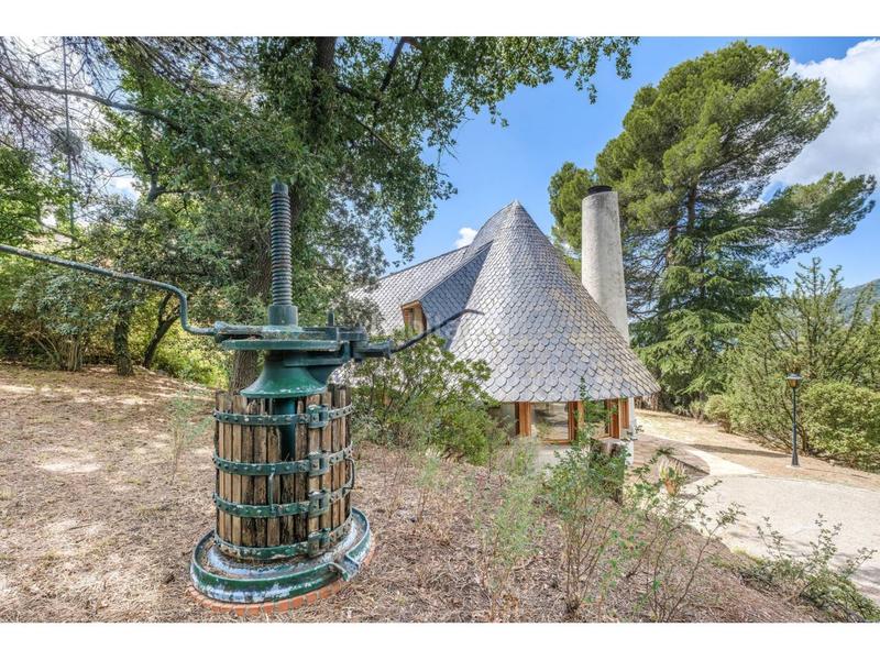 Foto 2b675440-8453-41bb-9dd2-a09ec6fd474f. House with heating parking in Matadepera