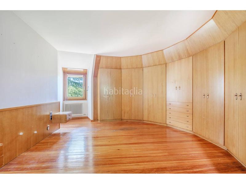 Foto a2885a86-e01c-4b96-b06e-04d7a603e207. House with heating parking in Matadepera