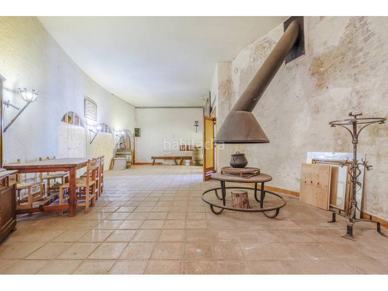 Foto f534a53c-0170-4f76-9b27-0a22628b53db. House with heating parking in Matadepera