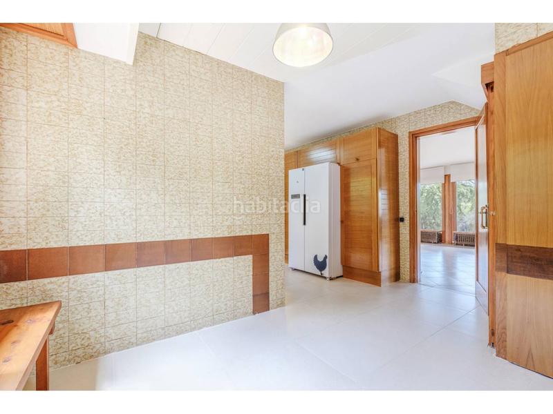 Foto f6fa88a2-325b-4138-9057-50690fcd3772. House with heating parking in Matadepera