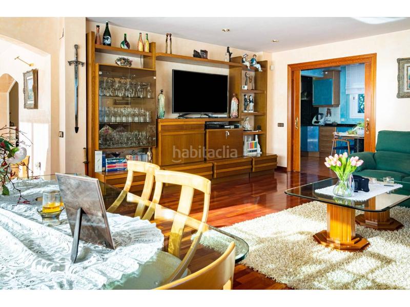 Foto a2a8cd9b-0a27-4fad-b0cb-59ada451843b. Casa  en venta en Matadepera