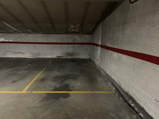 Parking coche en Sant Joan
