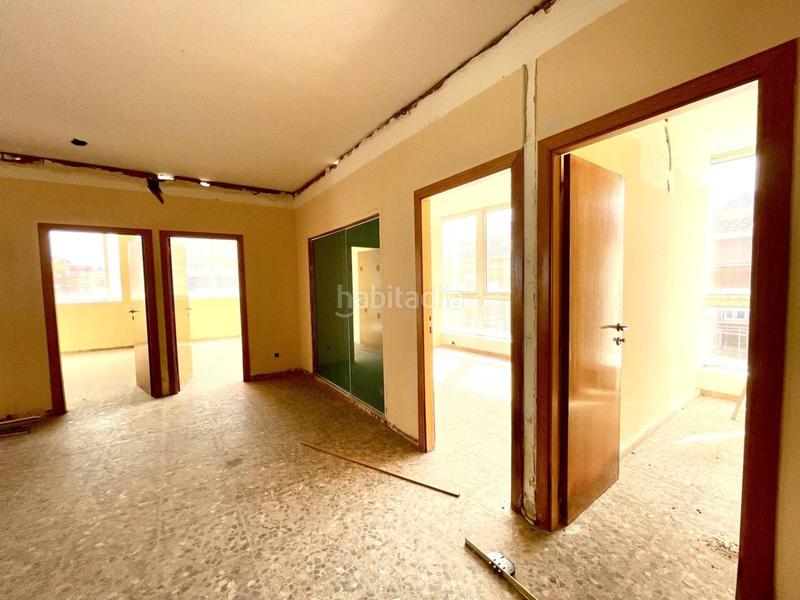 Foto f63d1707-e194-4f10-9f03-297f957799aa. Miete büro in Zona Esportiva Terrassa