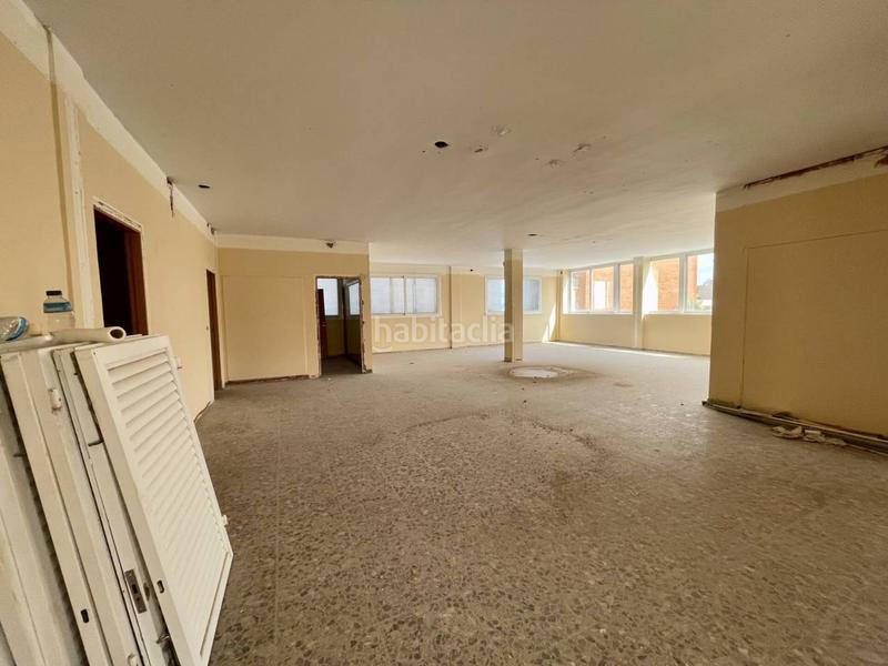 Foto 98d38c37-02de-4869-be8a-75f60bbf076a. Rent office space in Zona Esportiva Terrassa