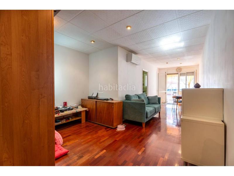 Foto 83002d57-93e4-4834-a326-c6aa53d1ec07. Haus mit heizung parking in Barri del Centre Terrassa