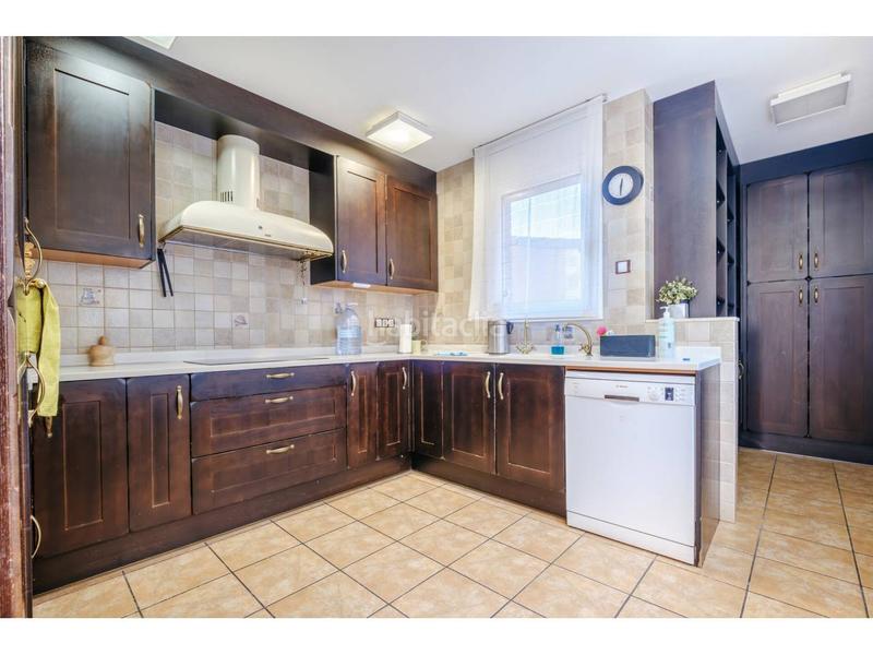 Foto 12aa6ca6-63bf-4f4e-8344-6be9887f29ef. Chalet avec chauffage parking dans Matadepera