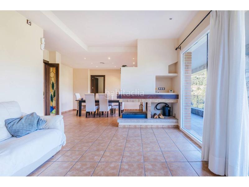 Foto 88b19fd2-eca6-4b74-a419-5d96fcbd3e17. Chalet avec chauffage parking dans Matadepera