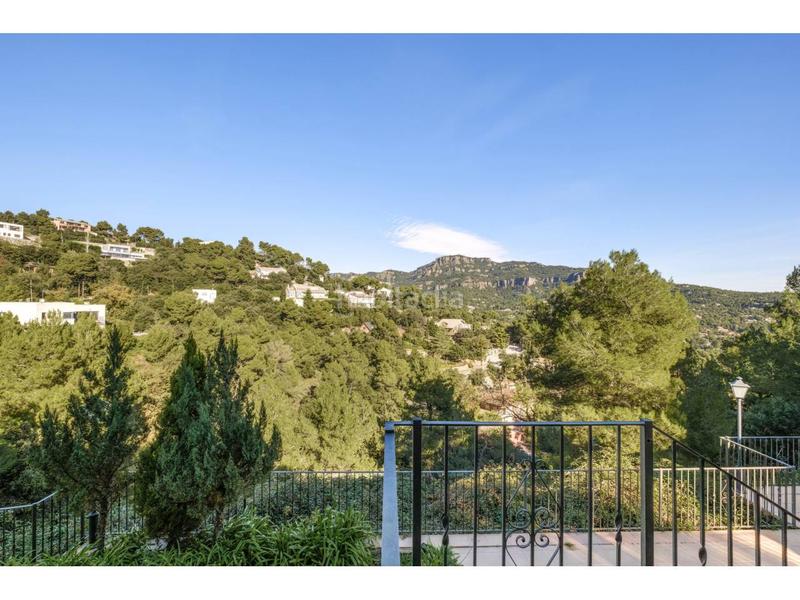 Foto 919a4aa4-d74b-47cf-98ee-33cbfd6cd632. Chalet avec chauffage parking dans Matadepera