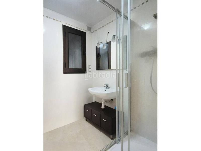 Foto ec1bafd5-7da6-4e18-927b-617ebdbfe77d. Pis a Zona Esportiva Terrassa