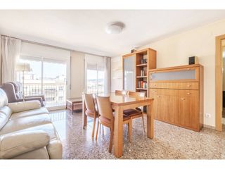 Pis a Calle Escultor Armengol