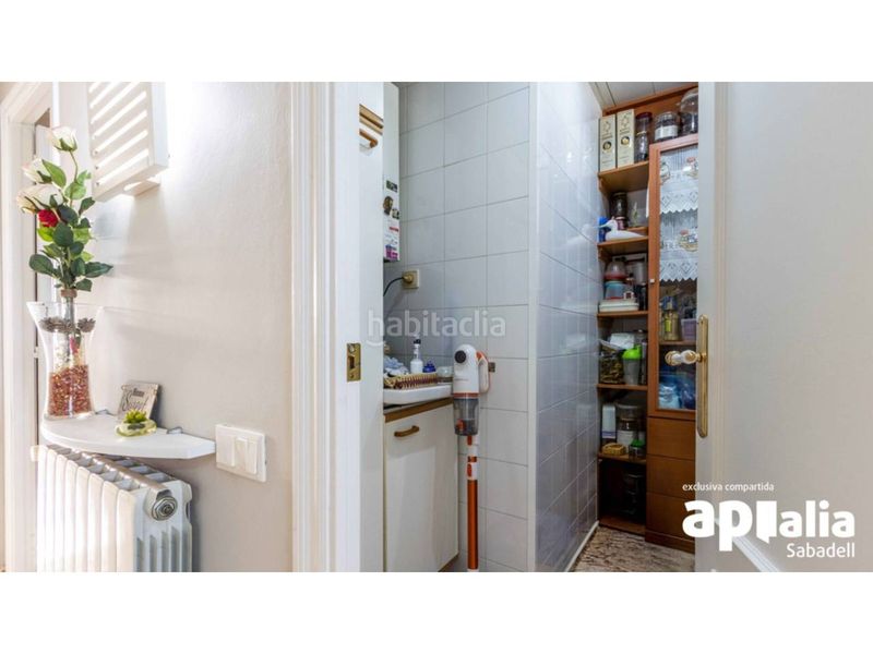 Foto a08bbf9d-f846-4616-8133-8c95ec37e998. Casa amb calefacció aparcament a Les Arenes - La Grípia - Can Montllor Terrassa