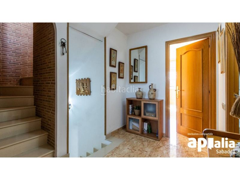 Foto a939d31d-9198-43e8-a52c-a10f44fbdc01. Casa amb calefacció aparcament a Les Arenes - La Grípia - Can Montllor Terrassa