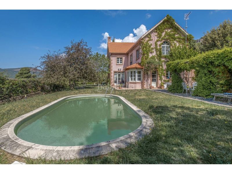 Foto 5670183e-917d-442c-99d2-bd17e000e05b. Casa amb calefacció aparcament piscina a Matadepera