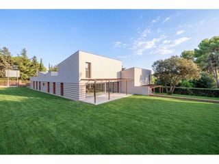 Maison à Matadepera. Diseño, luz y exclusividad en matadepera