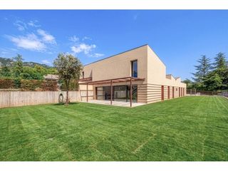 Casa en Matadepera. Dise�o, luz y exclusividad en matadepera