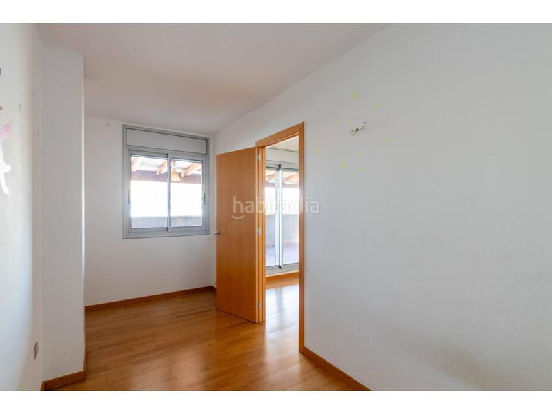 Foto d7c05662-d1ad-4bd9-b8d8-02f68b7ea888. Dúplex amb calefacció aparcament a San Pere Terrassa
