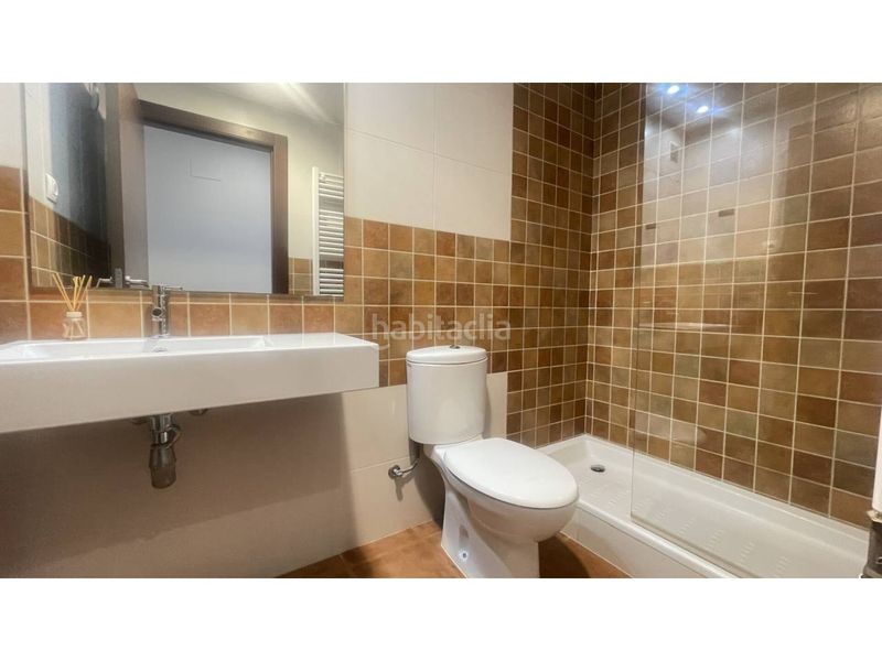 Foto 79f6f93d-c028-4b80-9d51-50654211d7af. Apartament amb calefacció aparcament a Sant Pere Nord Terrassa