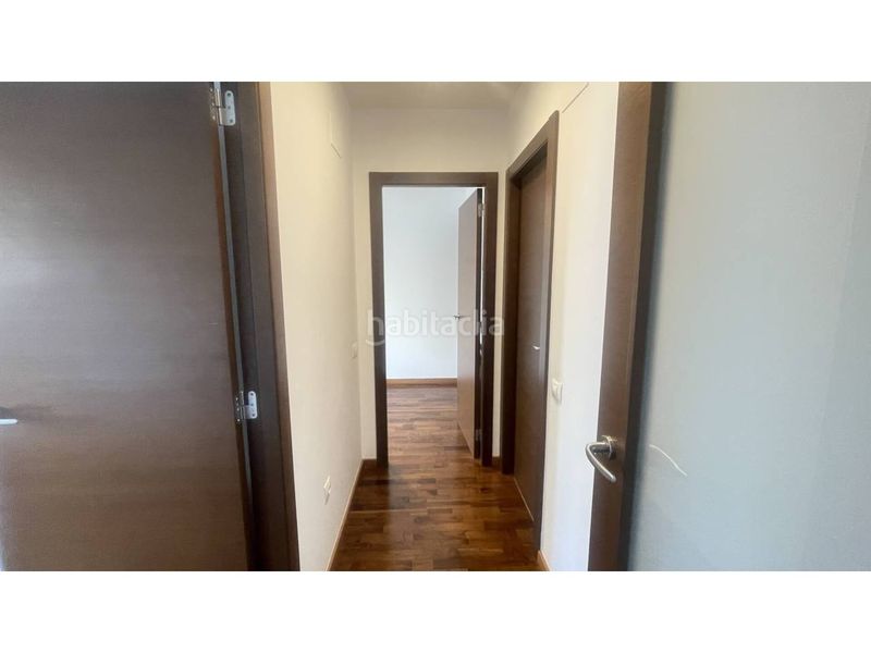 Foto b75335bb-9760-4edc-9834-81324a39d298. Apartament amb calefacció aparcament a Sant Pere Nord Terrassa