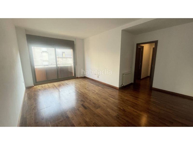 Foto fc2e7bd0-1067-4bea-b821-e9aca149fe91. Apartament amb calefacció aparcament a Sant Pere Nord Terrassa